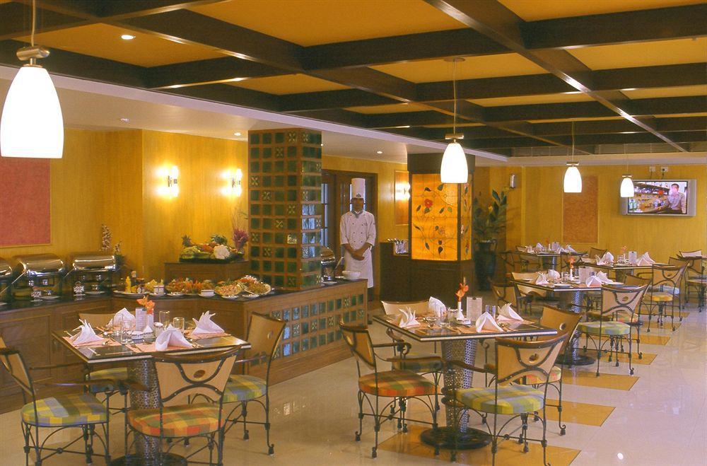 Country Inn & Suites Haridwār Restauracja zdjęcie