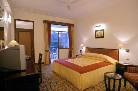 Country Inn & Suites Haridwār Zewnętrze zdjęcie
